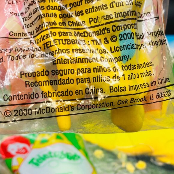 Vintage 1998 TELETUBBIES 24 piece Jigsaw Puzzle + 2 Unopened Y2K McDonalds Toys - Picture 11 of 11